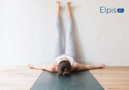 yoga giảm táo bón